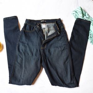 Fashion Nova high waisted skinny jeans Size 5(w26)